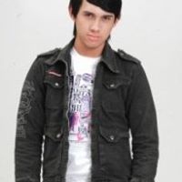 Richard Gee Photo 19