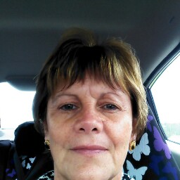 Janet Wells Photo 33