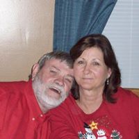 Carolyn Hardy Photo 15