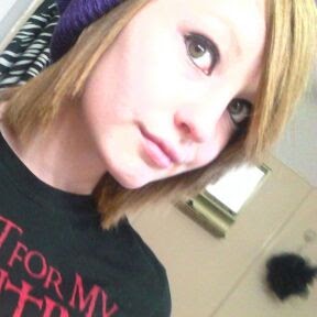 Courtney Crenshaw Photo 22