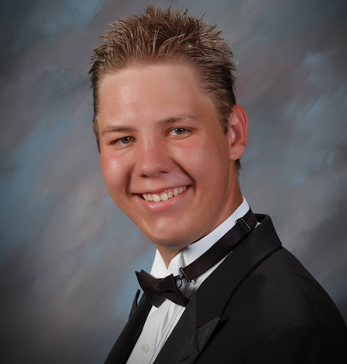 Travis Gardner Photo 26