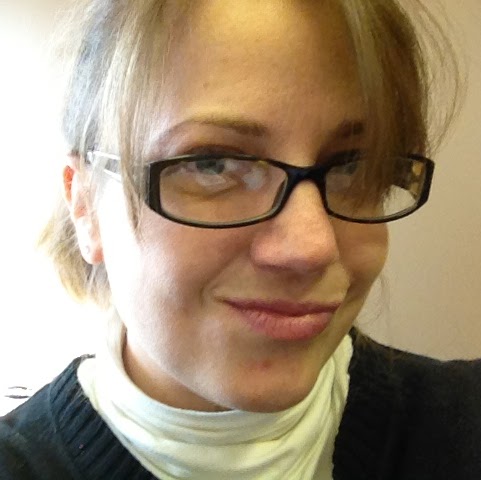 Elizabeth Mccormack Photo 13