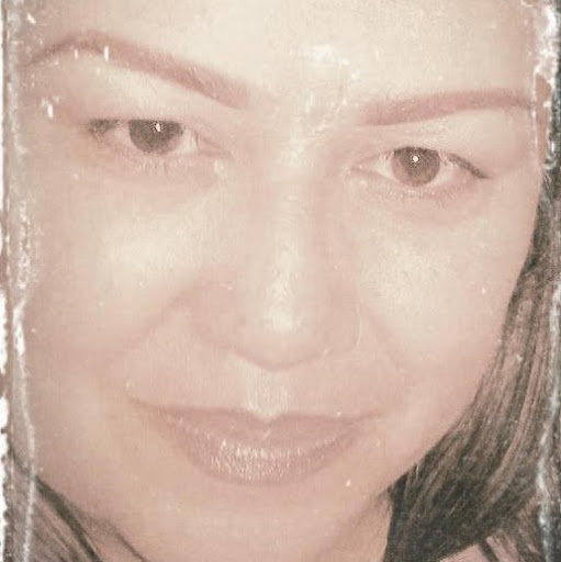 Elizabeth Lorenzo Photo 13