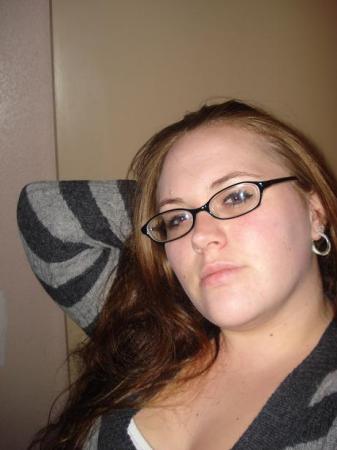 Elizabeth Connors Photo 24