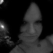 Victoria Kuhn Photo 17