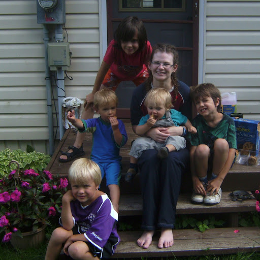 Stephanie Quinn Photo 20