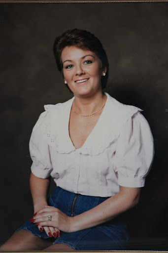 Pamela Mohr Photo 16