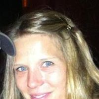 Stephanie Guillot Photo 26