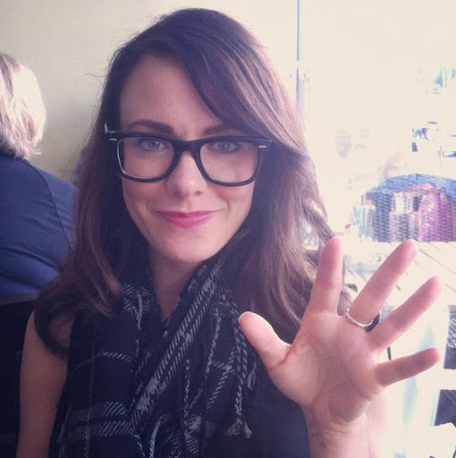 Stefanie Richards Photo 11