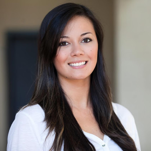 Elizabeth Aldridge Photo 23