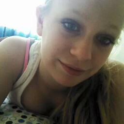 Brittany Cowart Photo 12