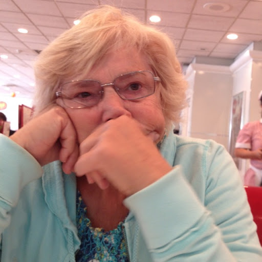 Sandra Hollingsworth Photo 24