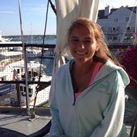 Alexandra Benjamin Photo 25