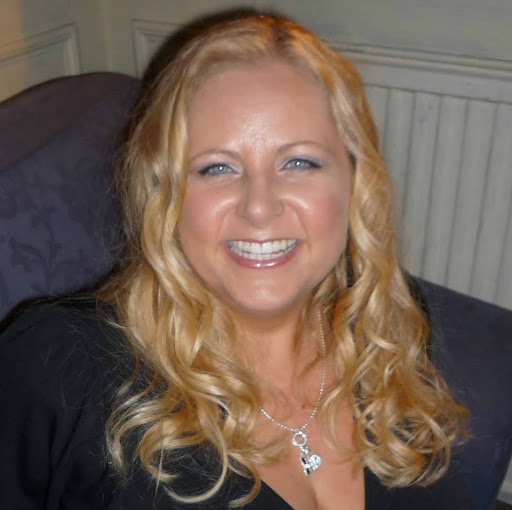 Debbie Howe Photo 18