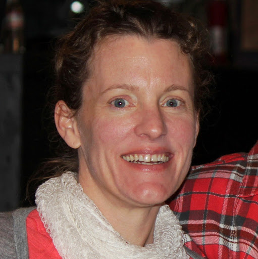 Angela Barlow Photo 36