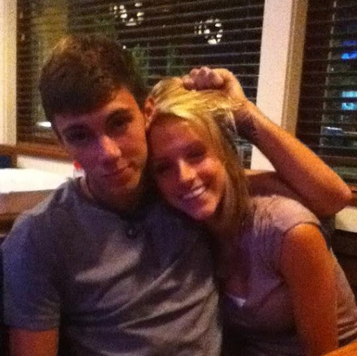 Alex Taylor Photo 40