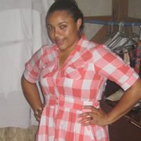 Karen Tucker Photo 27