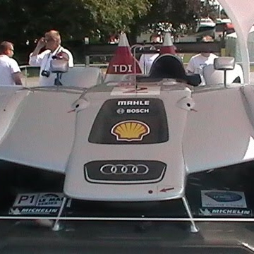Julian Gray Photo 37