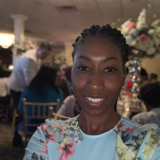 Stefanie Johnson Photo 30