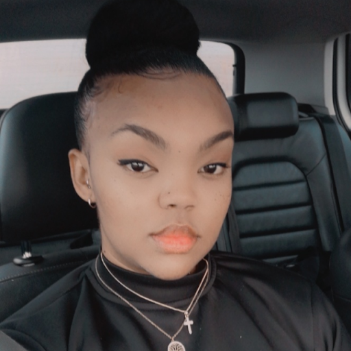 Stephanie Swartz Photo 34