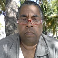 Stephen Knowles Photo 14