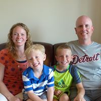 Stephanie Guthrie Photo 25