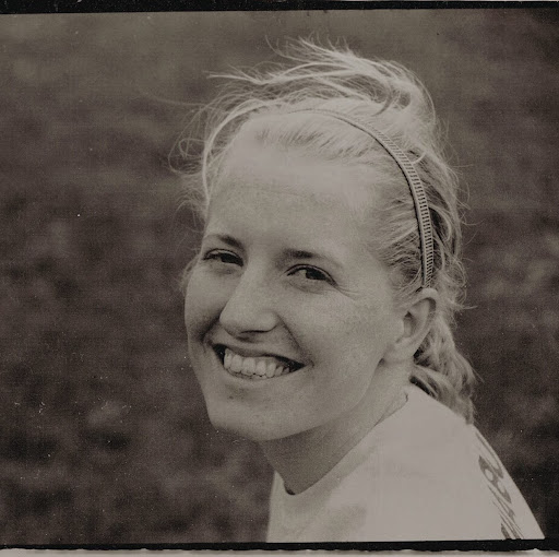 Elizabeth Eubanks Photo 14