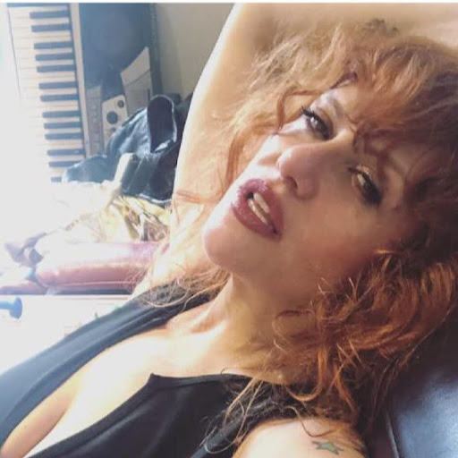 Amy Douglas Photo 42