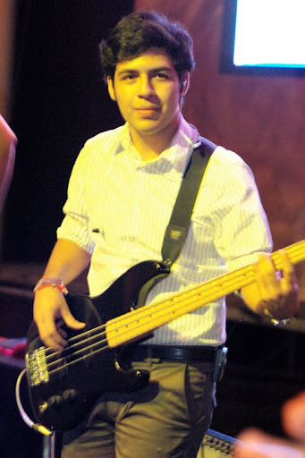 Martin Garcia Photo 9