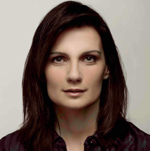 Maria Peters Photo 33