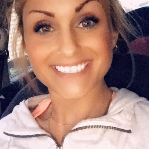 Elizabeth Stroud Photo 15