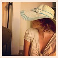 Gillian Davis Photo 17