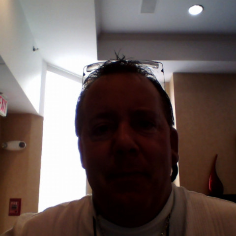 Larry Greene Photo 15