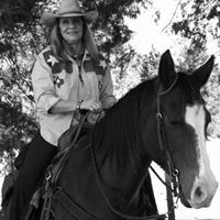 Nancy Oliver Photo 45