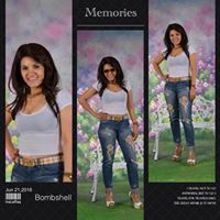 Julie Blanco Photo 32