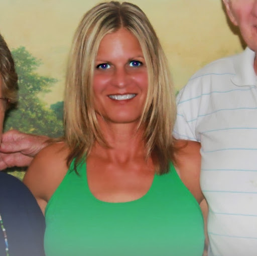 Kristine Robinson Photo 38