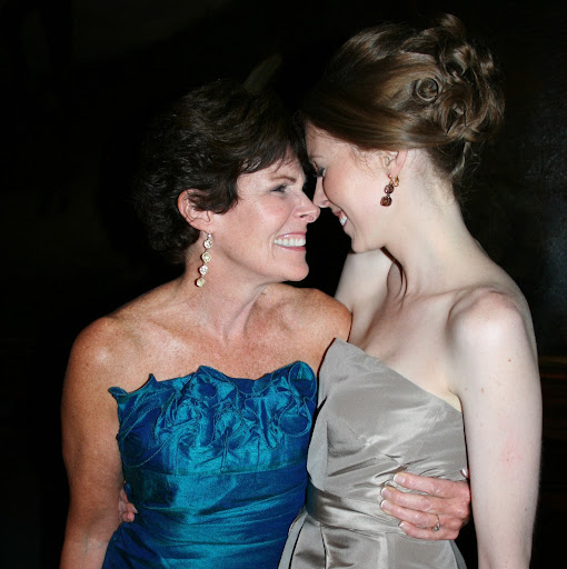 Colleen Ferguson Photo 19