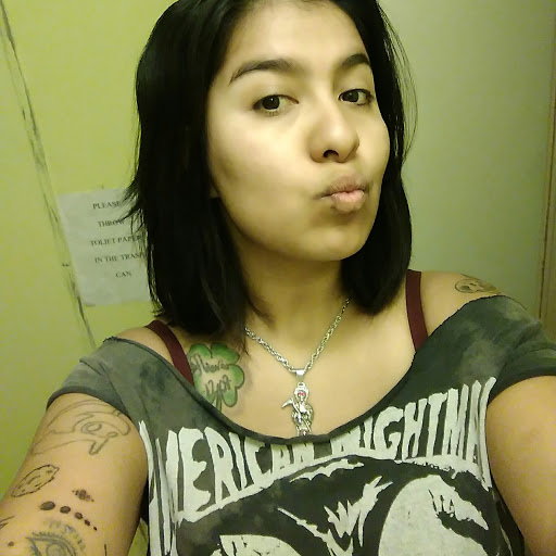 Danielle Morales Photo 17