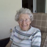 Elizabeth Parish Photo 19