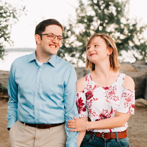 Julia Bradley Photo 19