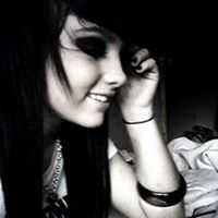 Emily Melrose Photo 4