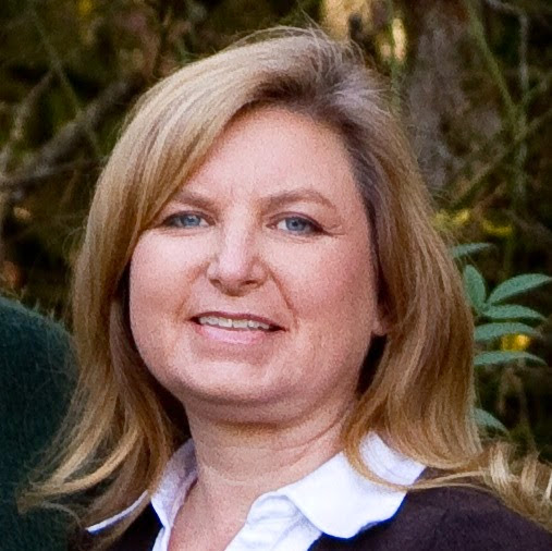 Lisa Webster Photo 11