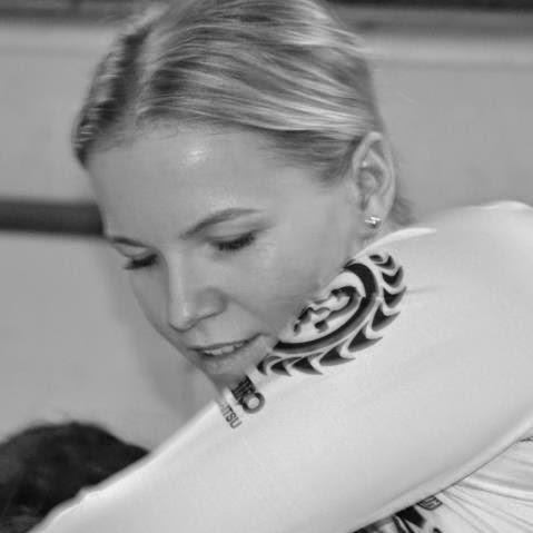 Claire Higgins Photo 19