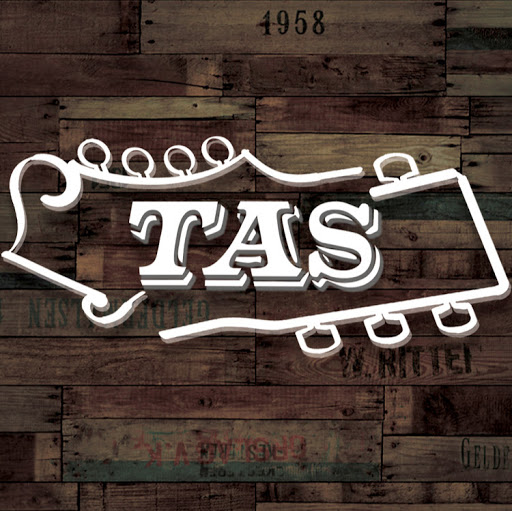 Jeremy Chapman Photo 31