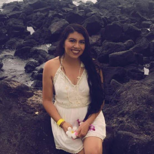 Danielle Soto Photo 20