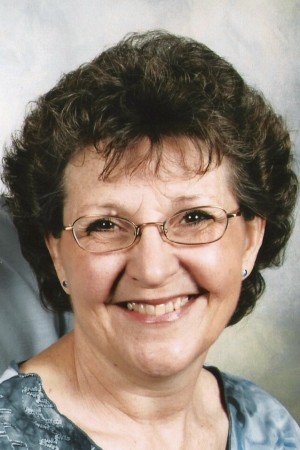 Ellen Long Photo 32