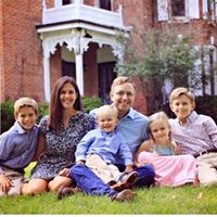 Julia Treadway Photo 3