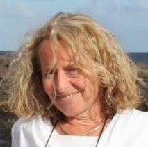 Evelyn Roth Photo 33