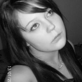 Sara Hansen Photo 28