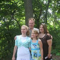 Julie Treadway Photo 14